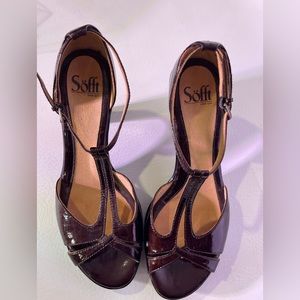 Sofft Platform Heel Patent Heels Size 8.5, Preloved. Excellent Condition.